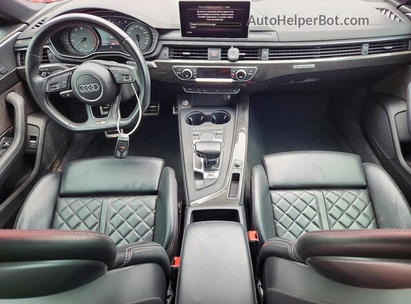WAUB4CF53JA005235 2018 AUDI S5 Red Widok deski rozdzielczej