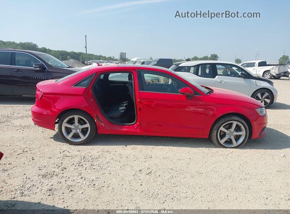 WAUB8GFF0G1048900 2016 AUDI A3 Red Սալոնի հետևի տեսք