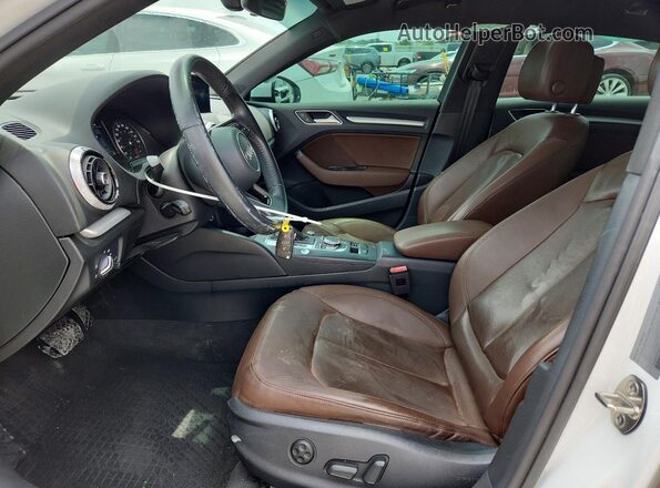 WAUB8GFF2H1074528 2017 AUDI A3 White Вид салону спереду
