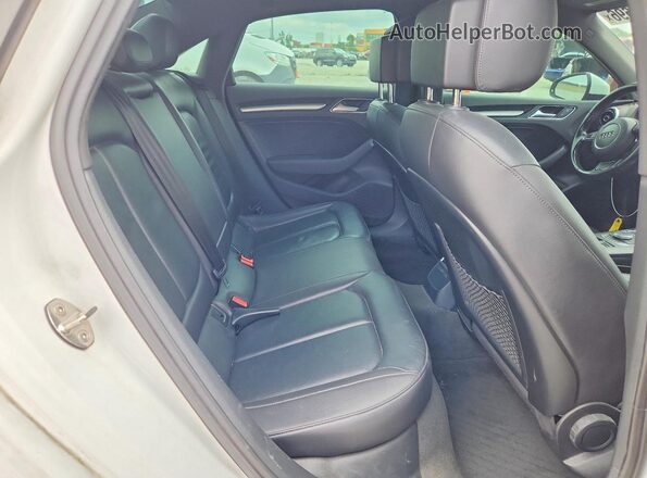 WAUB8GFF5G1106032 2016 AUDI A3 White Rear seats view