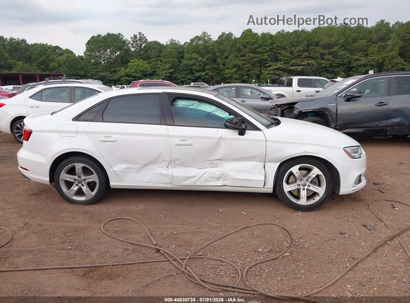 WAUB8GFF7J1050540 2018 AUDI A3 White Vista interior trasera