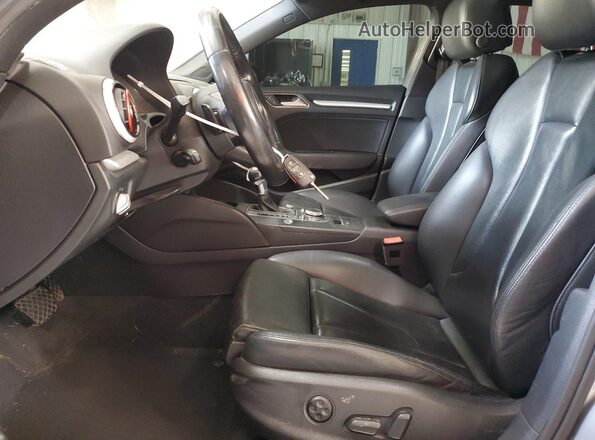 WAUB8GFF9J1021895 2018 AUDI A3 Silver Widok wnętrza z przodu