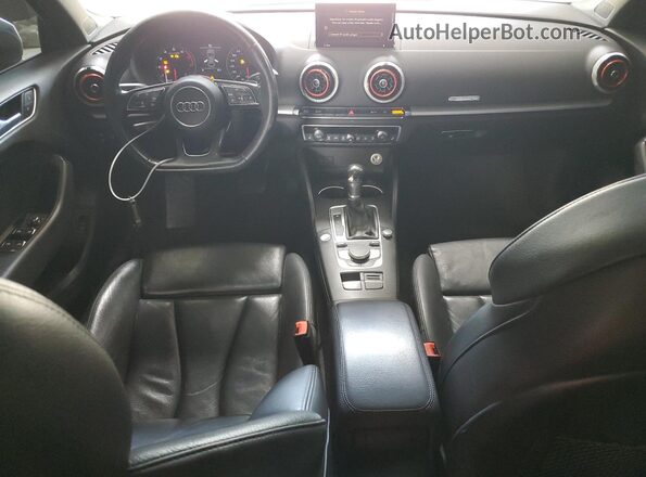 WAUB8GFF9J1021895 2018 AUDI A3 Silver Widok deski rozdzielczej