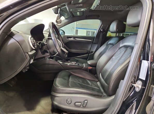 WAUB8GFFXG1050055 2016 AUDI A3 Черный Вид салона спереди