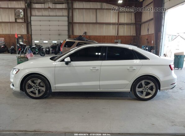 WAUBEGFF6KA117395 2019 AUDI A3 White 