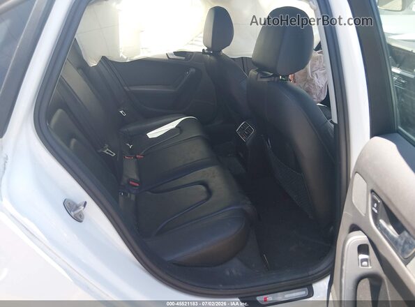 WAUBFAFL4GN013777 2016 AUDI A4 White Вид наклейки з VIN-кодом