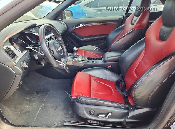 WAUC4AFH1GN009790 2016 AUDI S5 Black Front interior view