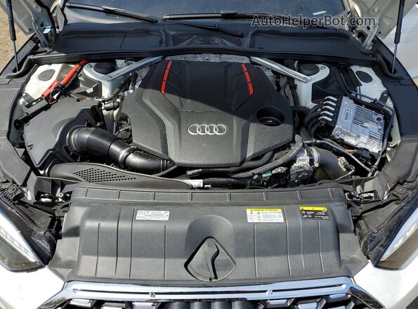 WAUC4CF51SA011444 2025 AUDI S5 White Widok wnętrza z tyłu