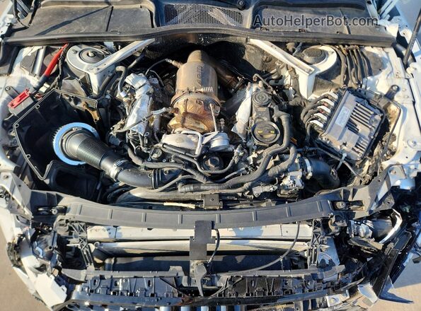 WAUC4CF59KA017492 2019 AUDI S5 White Widok wnętrza z tyłu