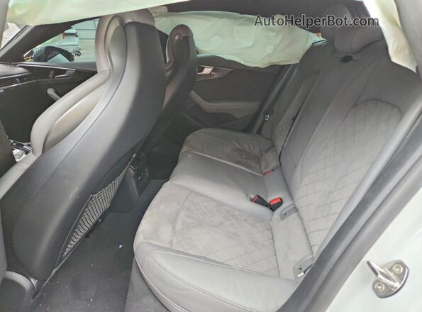 WAUC4CF59NA014774 2022 AUDI S5 White Widok tylnych siedzeń