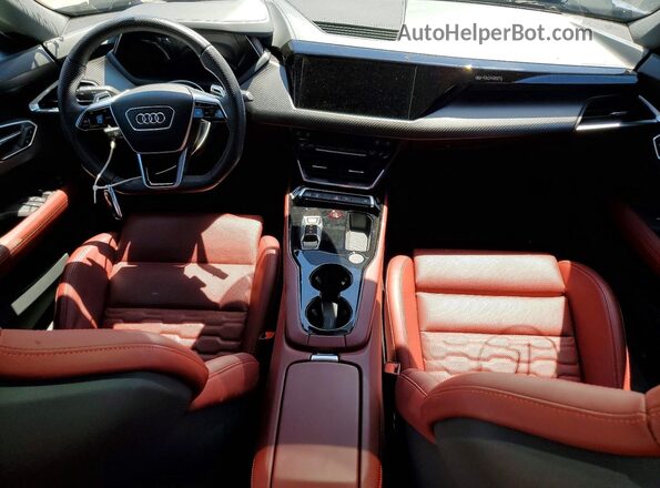 WAUCJBFW6R7004606 2024 AUDI E-TRON Black Вид панелі приладів