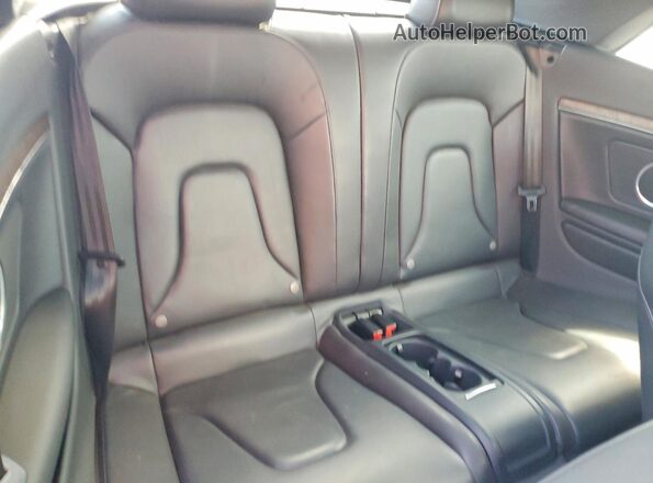 WAUD2AFH9HN004056 2017 AUDI A5 Gray Widok tylnych siedzeń