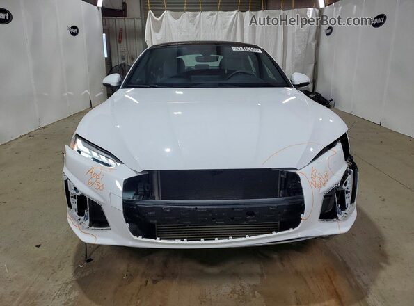 WAUDACF57SA008822 2025 AUDI A5 White Դիմացի տեսք