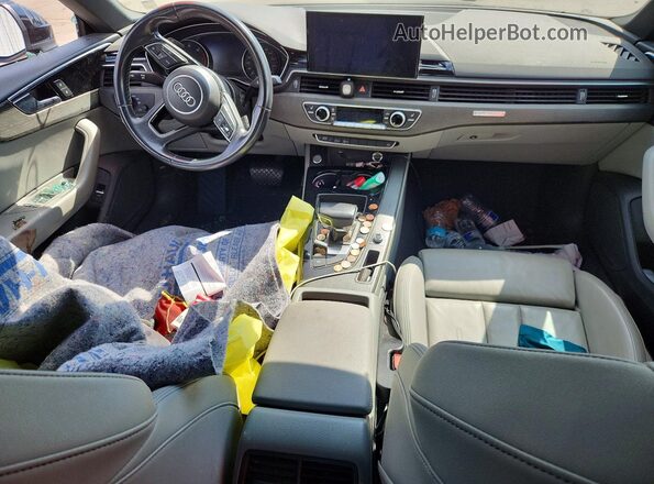WAUDACF59MA046216 2021 AUDI A5 Black Widok deski rozdzielczej