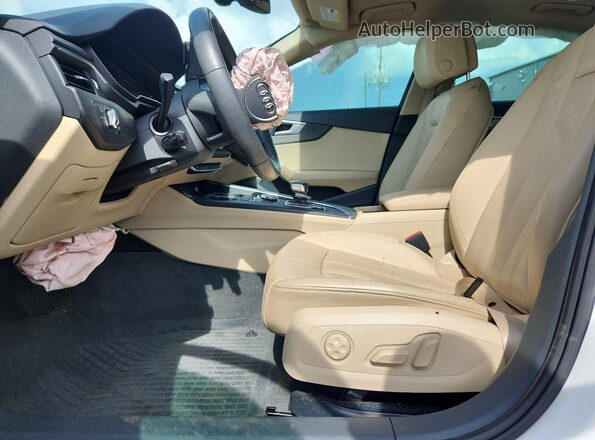 WAUDNAF48KA036967 2019 AUDI A4 White Vista interior delantera
