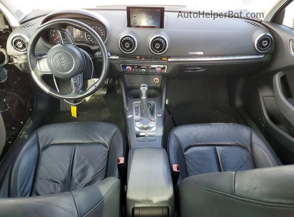 WAUE8GFF9G1056281 2016 AUDI A3 Black Widok deski rozdzielczej