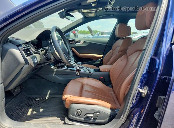 WAUEAAF41MA031354 2021 AUDI A4 Blue Widok wnętrza z przodu
