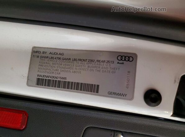 WAUENAF42KA015665 2019 AUDI A4 White Вид підкапотного простору