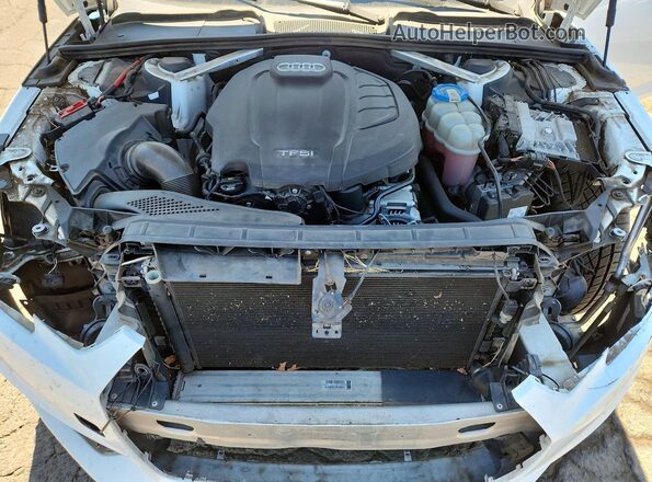 WAUENAF43JN004813 2018 AUDI A4 White Rear interior view