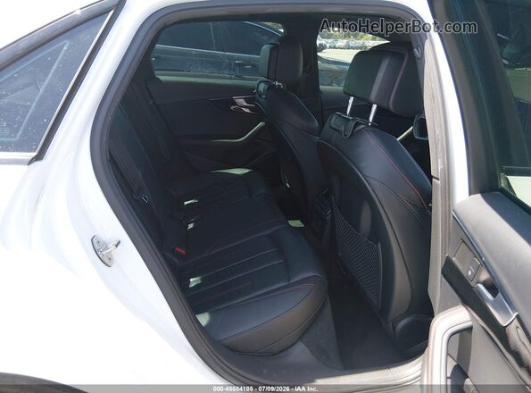 WAUENAF44JA023054 2018 AUDI A4 White Vista de la etiqueta del VIN