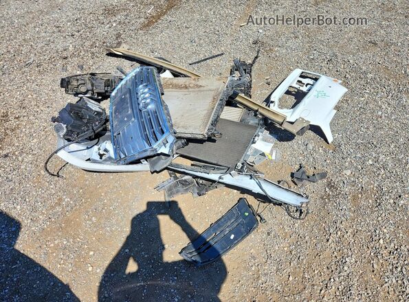 WAUENAF44JN020048 2018 AUDI A4 White Engine compartment view