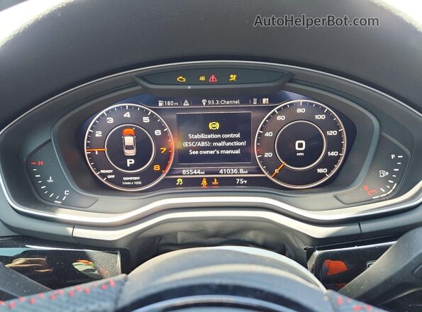 WAUENAF46KA109404 2019 AUDI A4 White Vista del cuadro de instrumentos