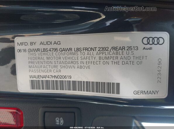 WAUENAF47HN020619 2017 AUDI A4 Black ძრავის განყოფილების ხედი