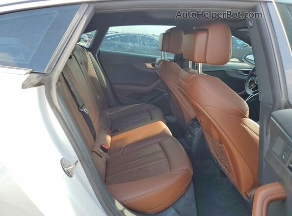 WAUENCF5XJA058315 2018 AUDI A5 White Widok tylnych siedzeń