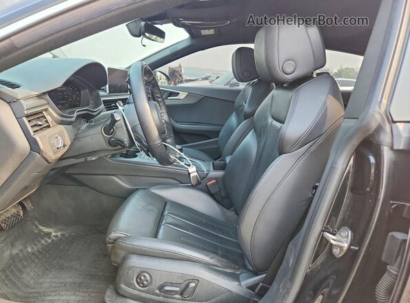WAUENCF5XKA090330 2019 AUDI A5 Black Вид салону спереду