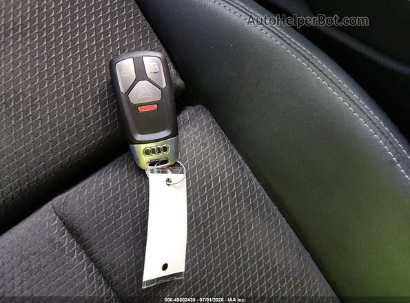 WAUFACF59MA042594 2021 AUDI OTHER Gray Vista del salpicadero