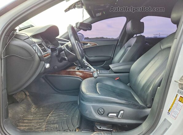 WAUG3AFC2JN055449 2018 AUDI A6 White Вид салону спереду