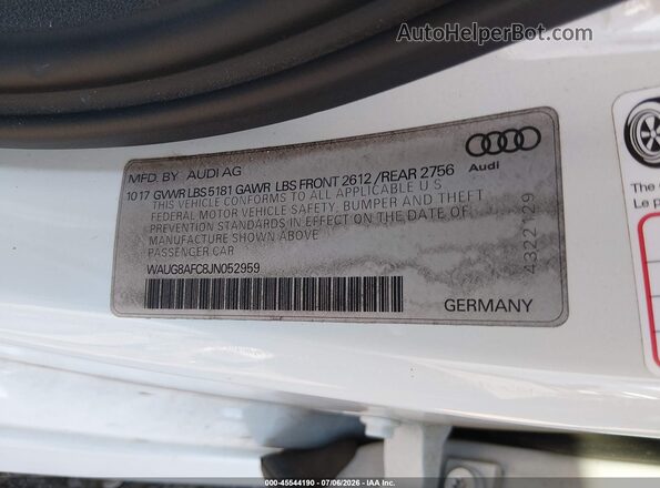 WAUG8AFC8JN052959 2018 AUDI A6 White Engine compartment view