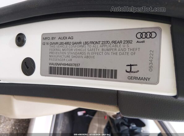 WAUGNAF46HN007837 2017 AUDI A4 White Vista del compartimento del motor