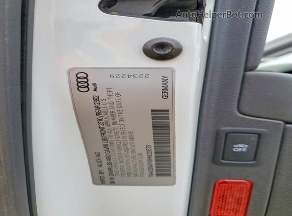 WAUGNAF48HN020573 2017 AUDI A4 White Вид підкапотного простору