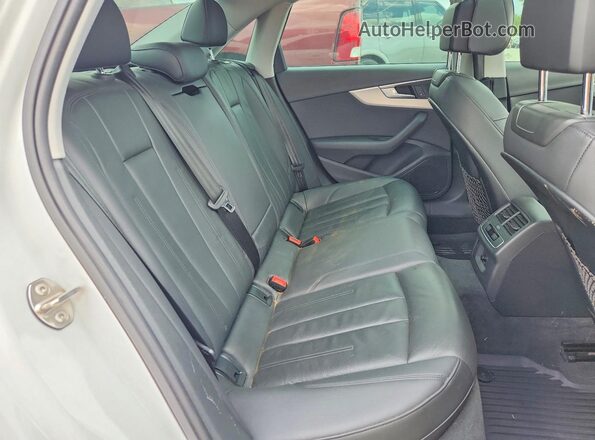 WAUGNAF49HN007315 2017 AUDI A4 White Vista de los asientos traseros