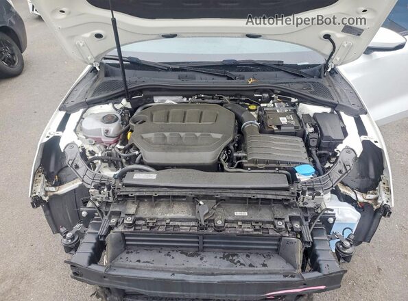 WAUGUDGY0PA075417 2023 AUDI A3 White Vista interior trasera