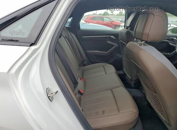 WAUGUDGY0PA075417 2023 AUDI A3 White Vista de los asientos traseros