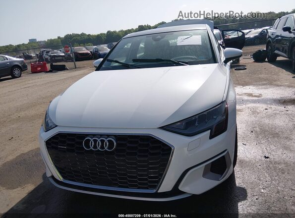 WAUGUDGY3NA020280 2022 AUDI A3 White Vista interior trasera
