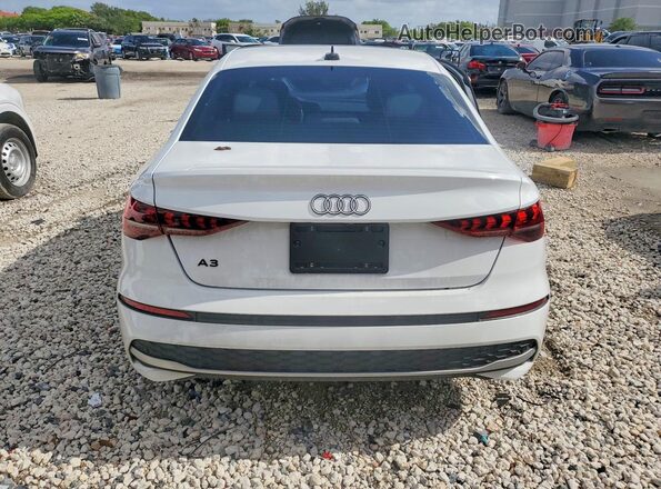 WAUGUDGY3SA039682 2025 AUDI A3 White უკანა ხედი