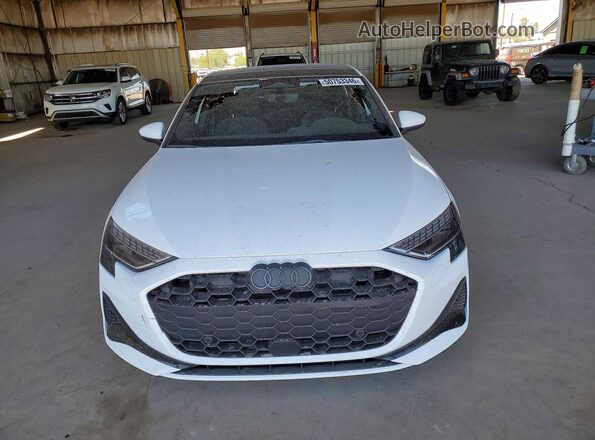 WAUGUDGY3TA038811 2026 AUDI A3 White Դիմացի տեսք