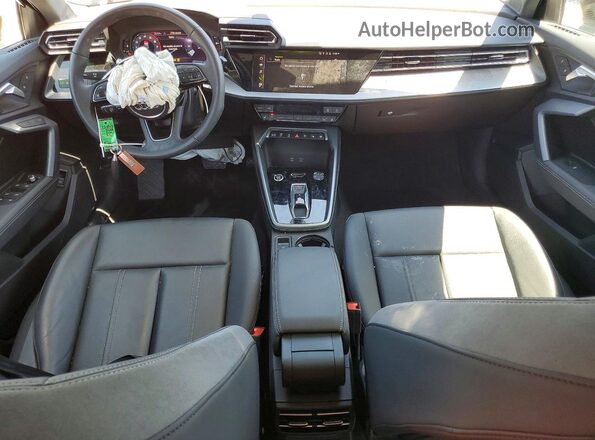 WAUGUDGYXSA040747 2025 AUDI A3 Black Առջևի վահանակի տեսք