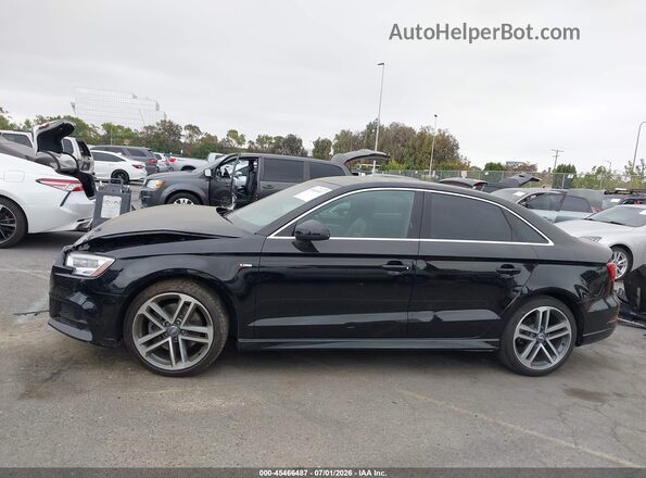WAUGUGFF6J1019068 2018 AUDI A3 Black სალონის 360-გრადუსიანი ხედი