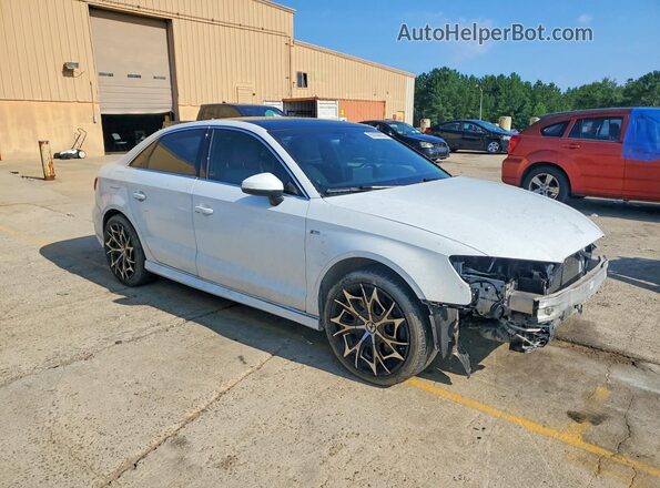 WAUGUGFF6J1085667 2018 AUDI A3 White Front right