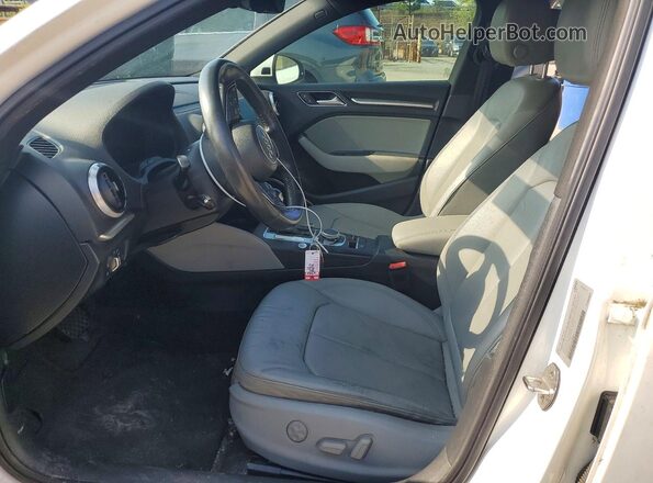 WAUGUGFF6J1085667 2018 AUDI A3 White Front interior view
