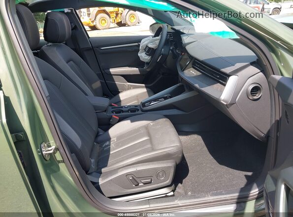 WAUHUDGY3SA077823 2025 AUDI A3 Green Vista interior delantera