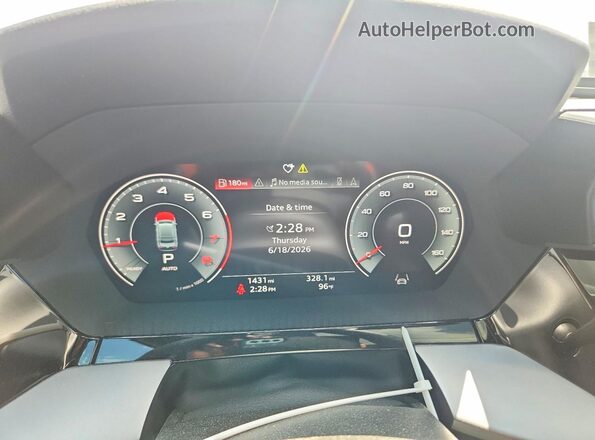WAUHUDGY4TA044573 2026 AUDI A3 White Вид щитка приладів