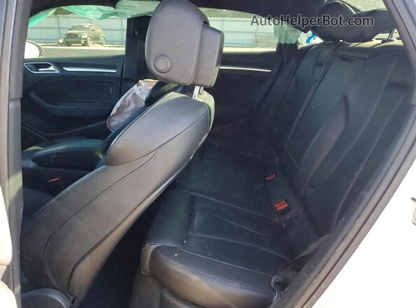 WAUJ8GFF0J1011249 2018 AUDI A3 White Widok tylnych siedzeń
