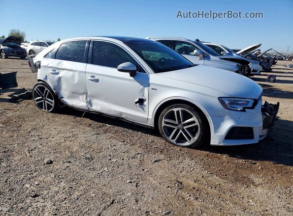 WAUJ8GFF0J1011249 2018 AUDI A3 White Przód prawy