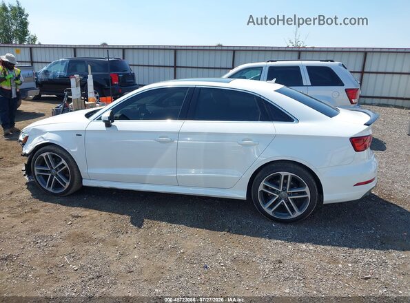 WAUJ8GFF2J1002634 2018 AUDI A3 White 