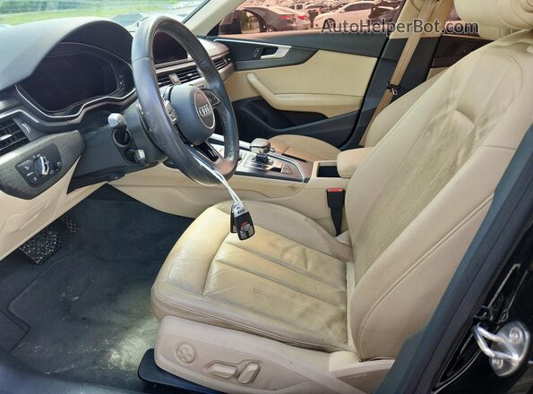 WAUKMAF4XHN044192 2017 AUDI A4 Black Widok wnętrza z przodu